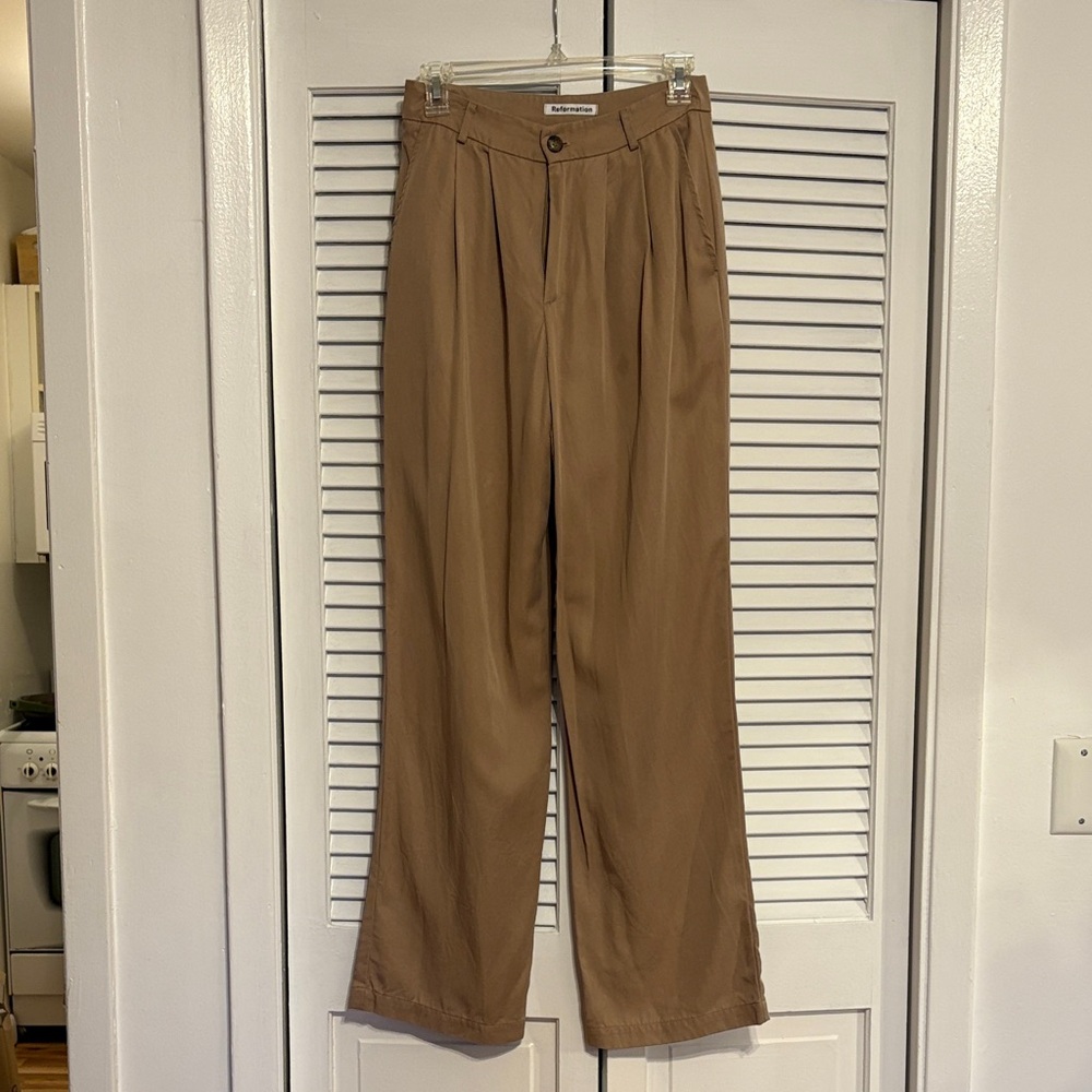 Reformation Women’s Mason Khaki Pant